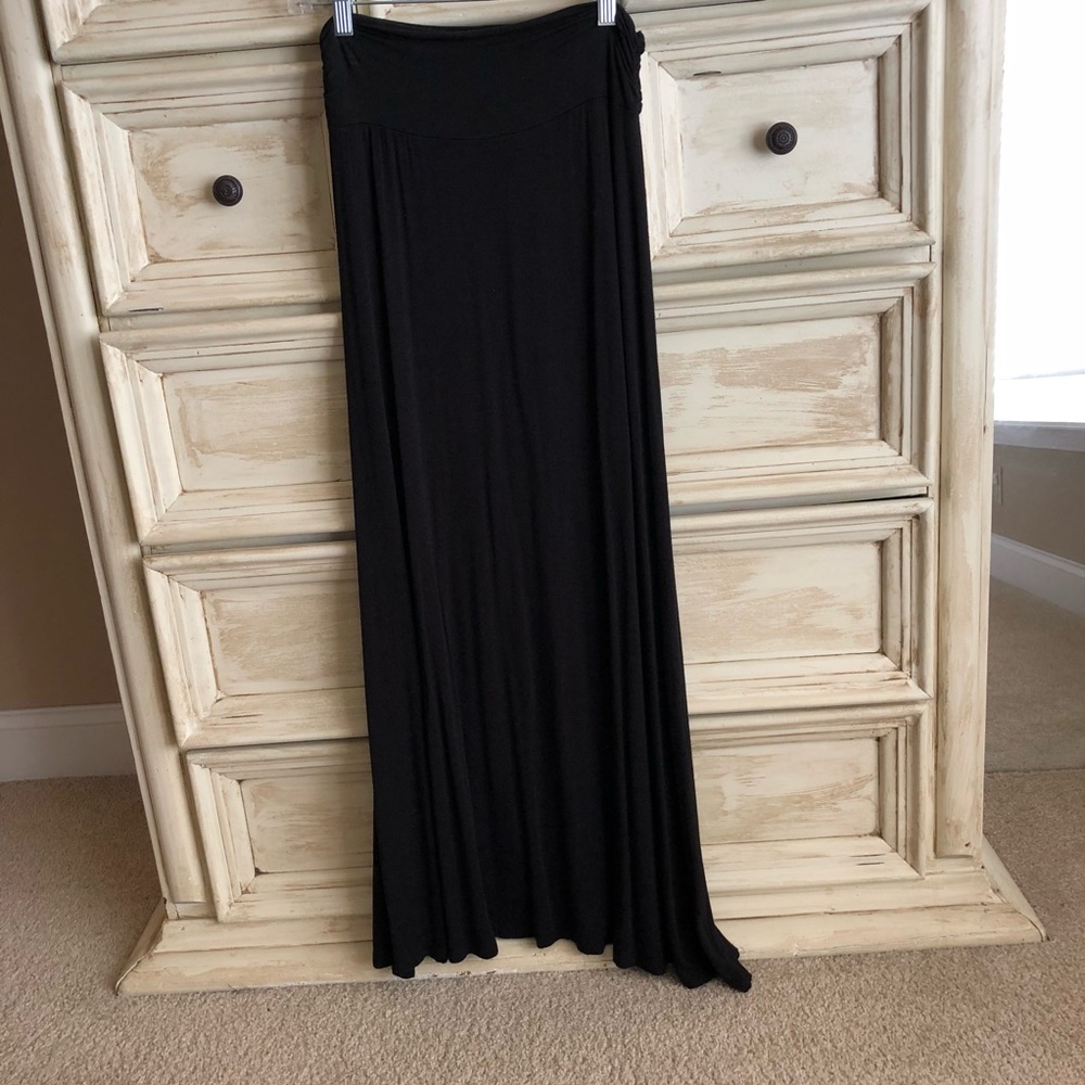 Bobeau Black Maxi Skirt